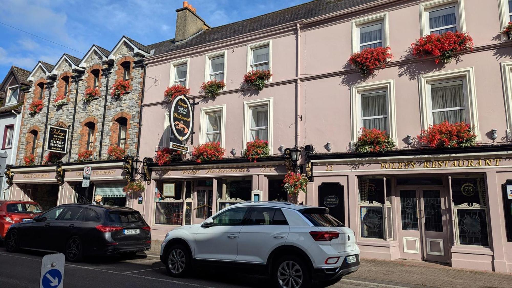 Foley'S Townhouse Killarney Hotel Ngoại thất bức ảnh