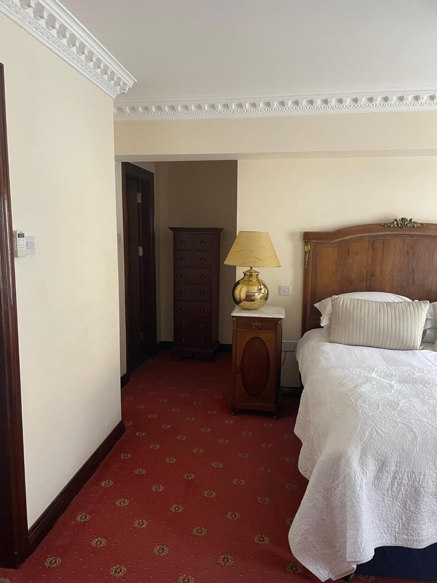 Foley'S Townhouse Killarney Hotel Ngoại thất bức ảnh