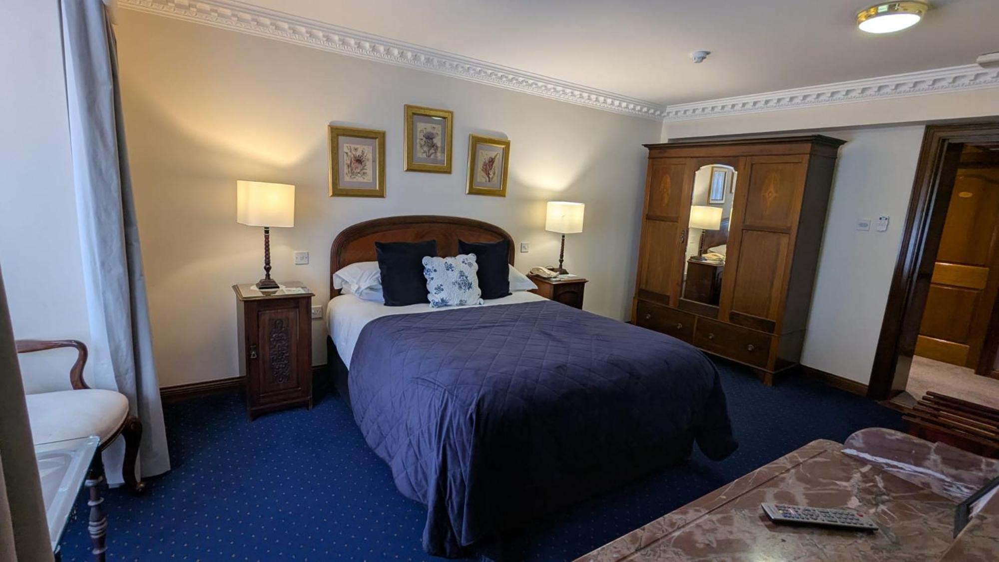 Foley'S Townhouse Killarney Hotel Ngoại thất bức ảnh