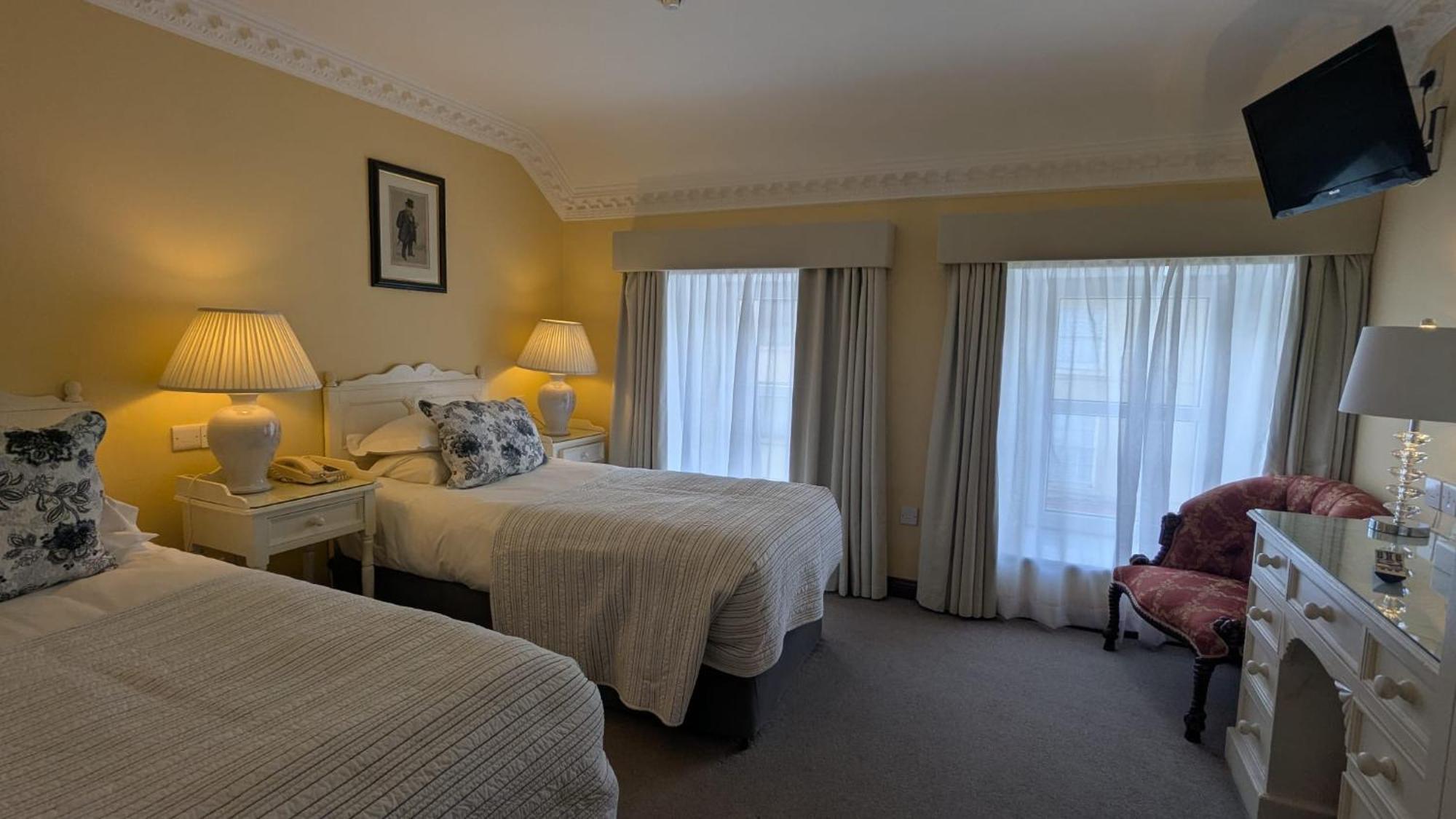 Foley'S Townhouse Killarney Hotel Ngoại thất bức ảnh