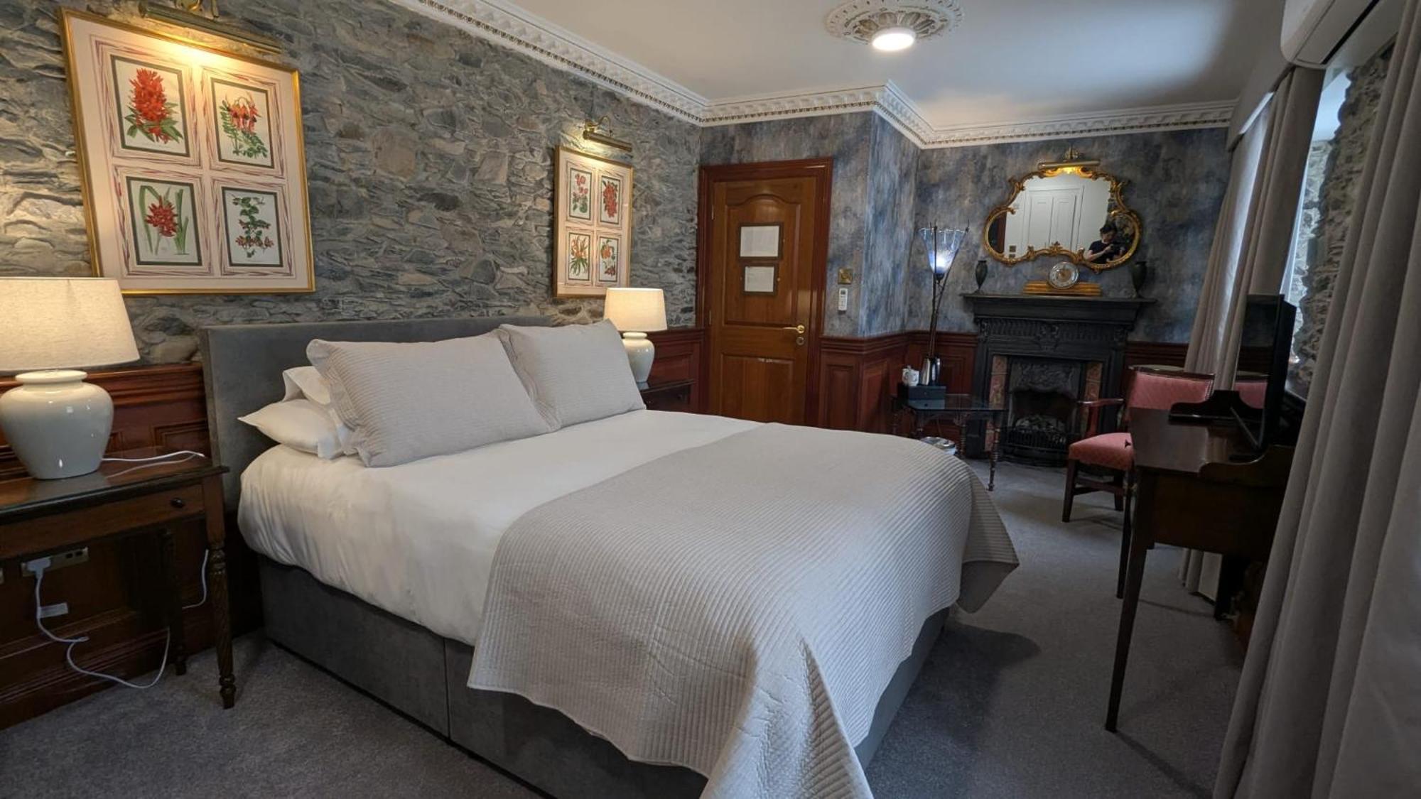 Foley'S Townhouse Killarney Hotel Ngoại thất bức ảnh