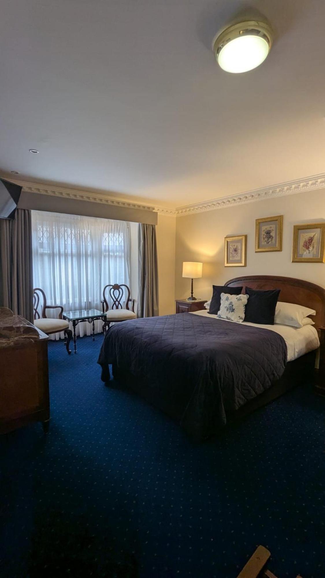 Foley'S Townhouse Killarney Hotel Ngoại thất bức ảnh